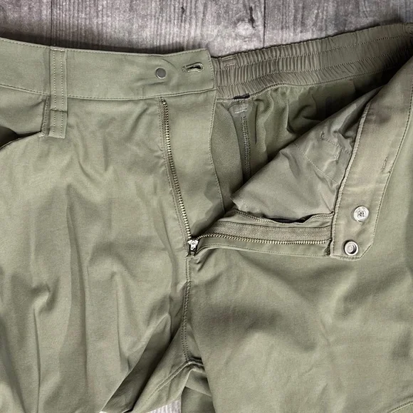 Lululemon Classic-Fit Hiking Pants [2240]